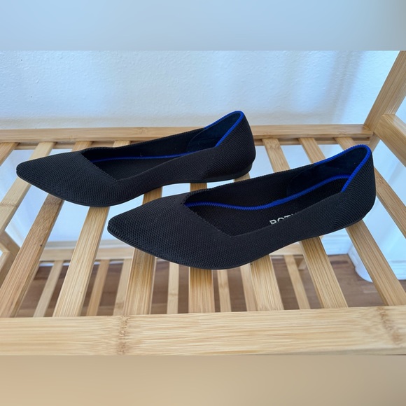Rothy’s The Point Flat in Black Solid - Picture 3 of 8
